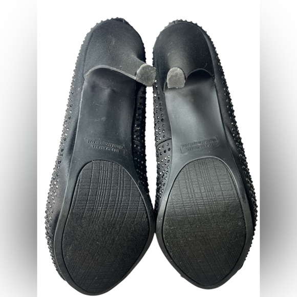 Rampage Gimme Platf Peep Toe Pumps - Picture 3 of 6